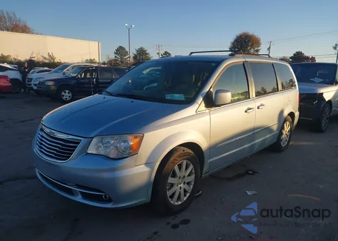 2013 Chrysler Town & Country Touring z USA, uszkodzony, nr VIN 2C4RC1BG6DR802949